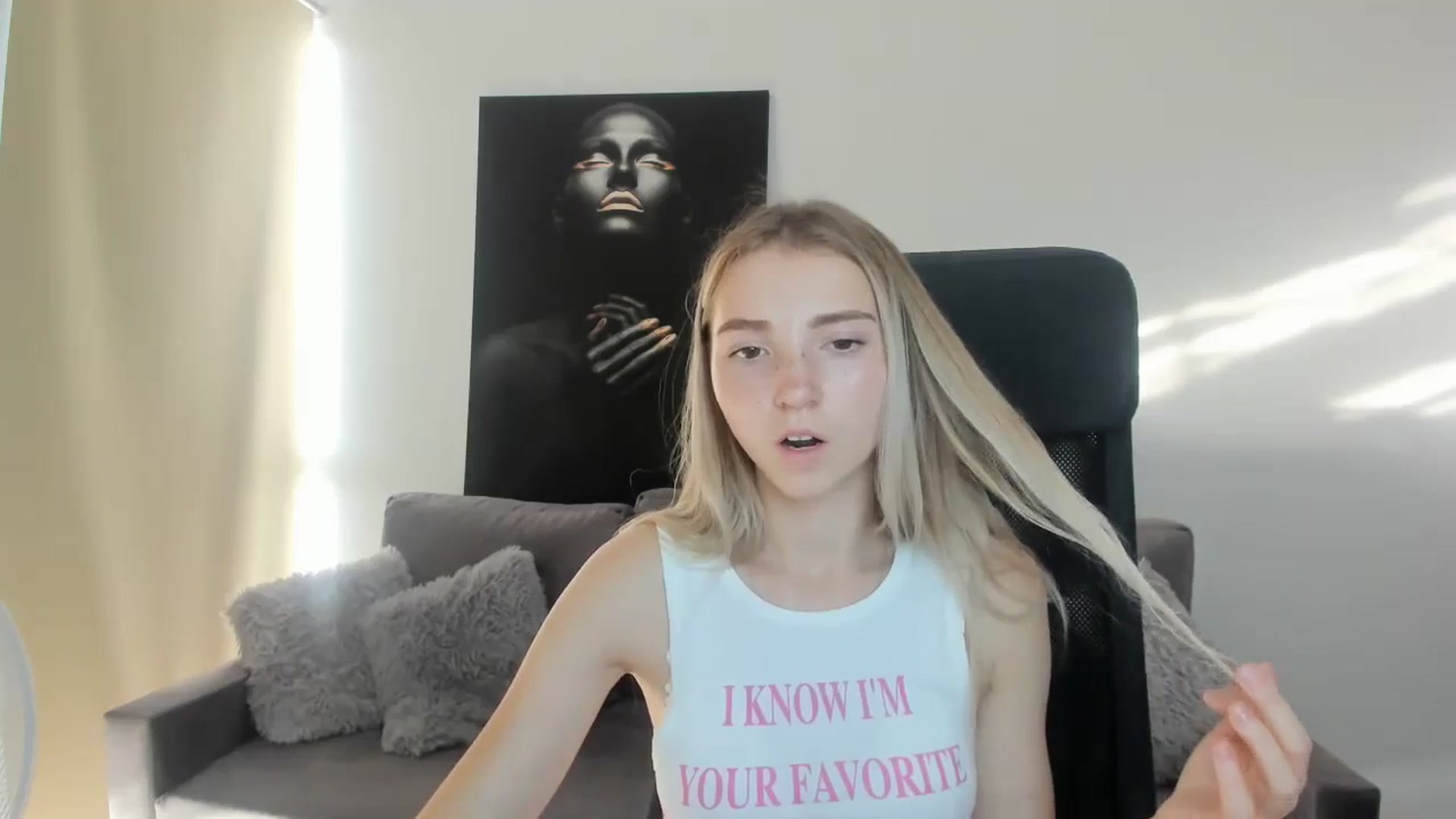 Daisyy video thumbnail