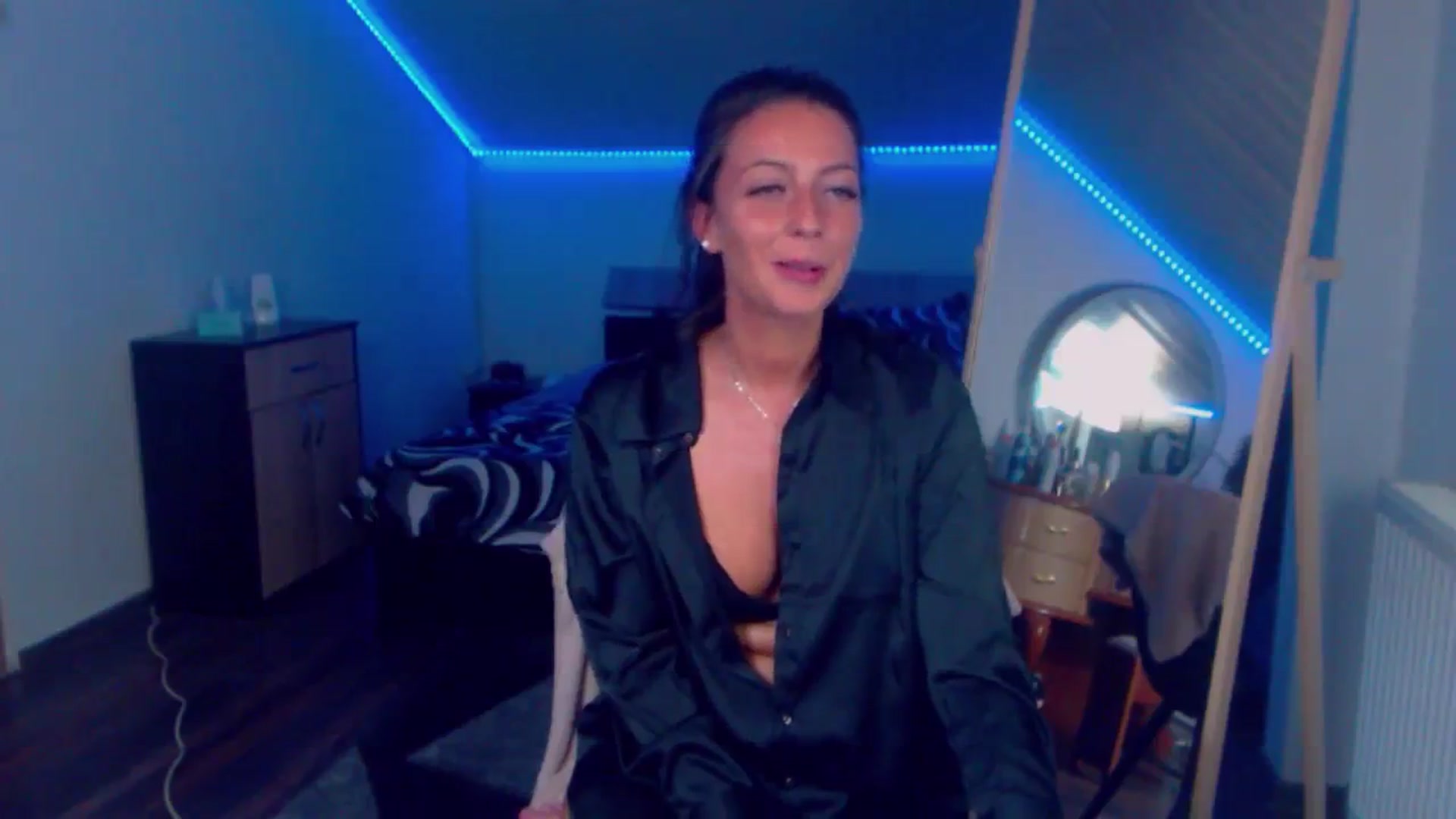 SlimCurly video thumbnail