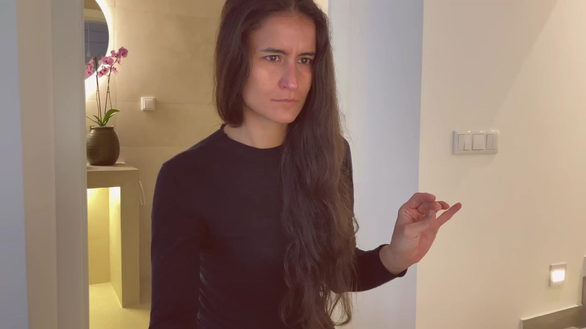 V_e_r_o_ video thumbnail