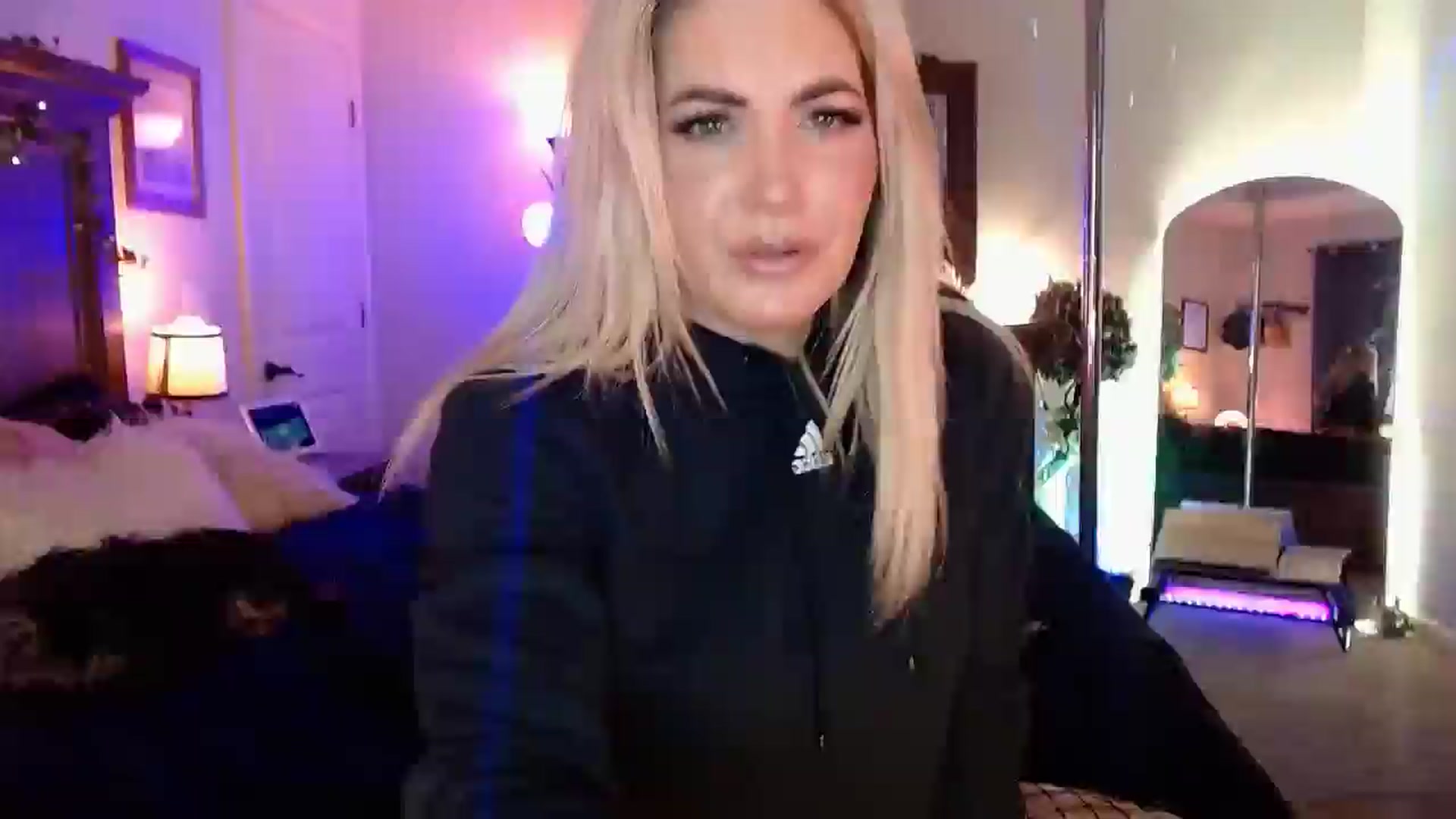 Marilyn_XO video thumbnail
