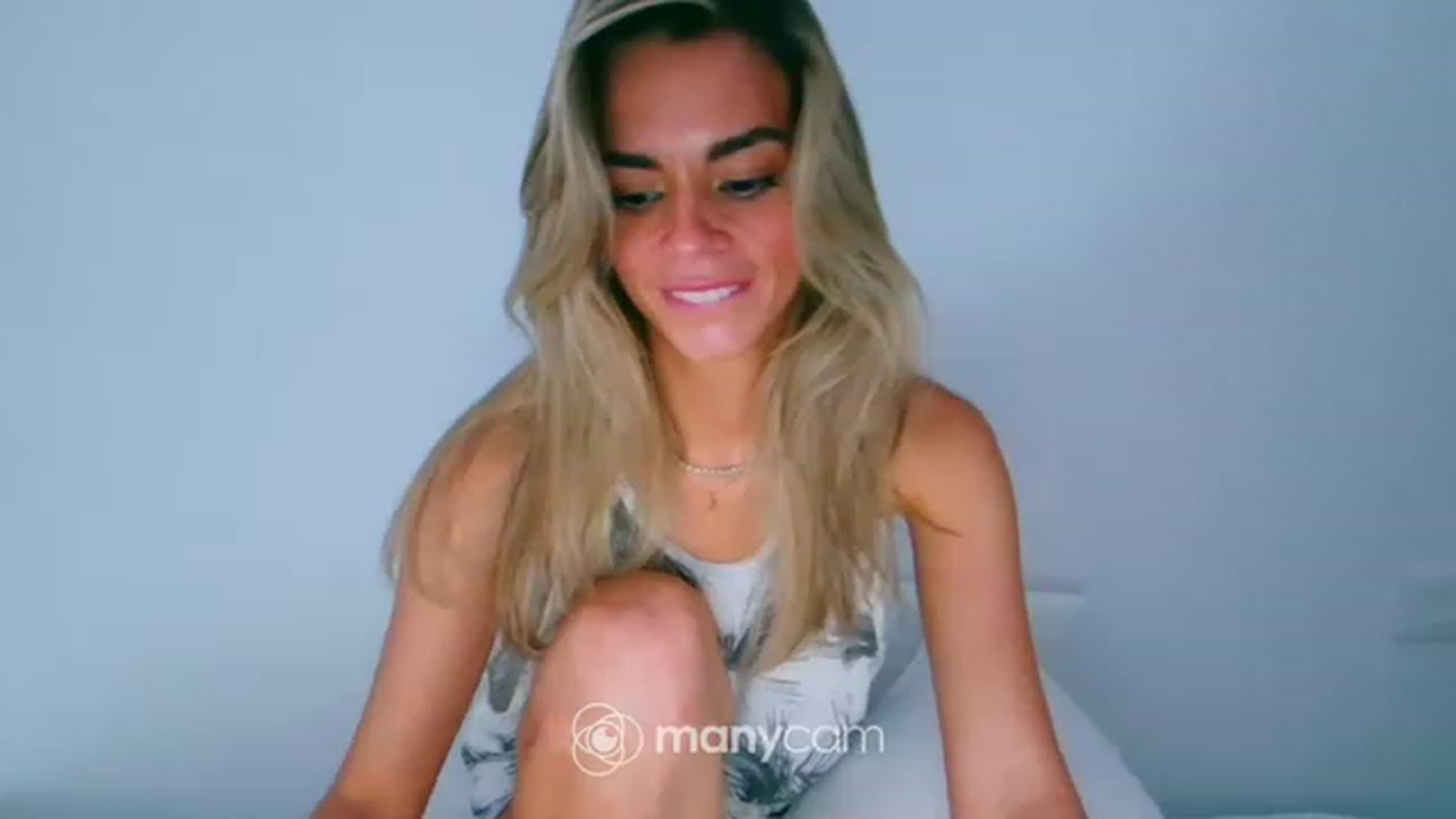 fresagirl video thumbnail