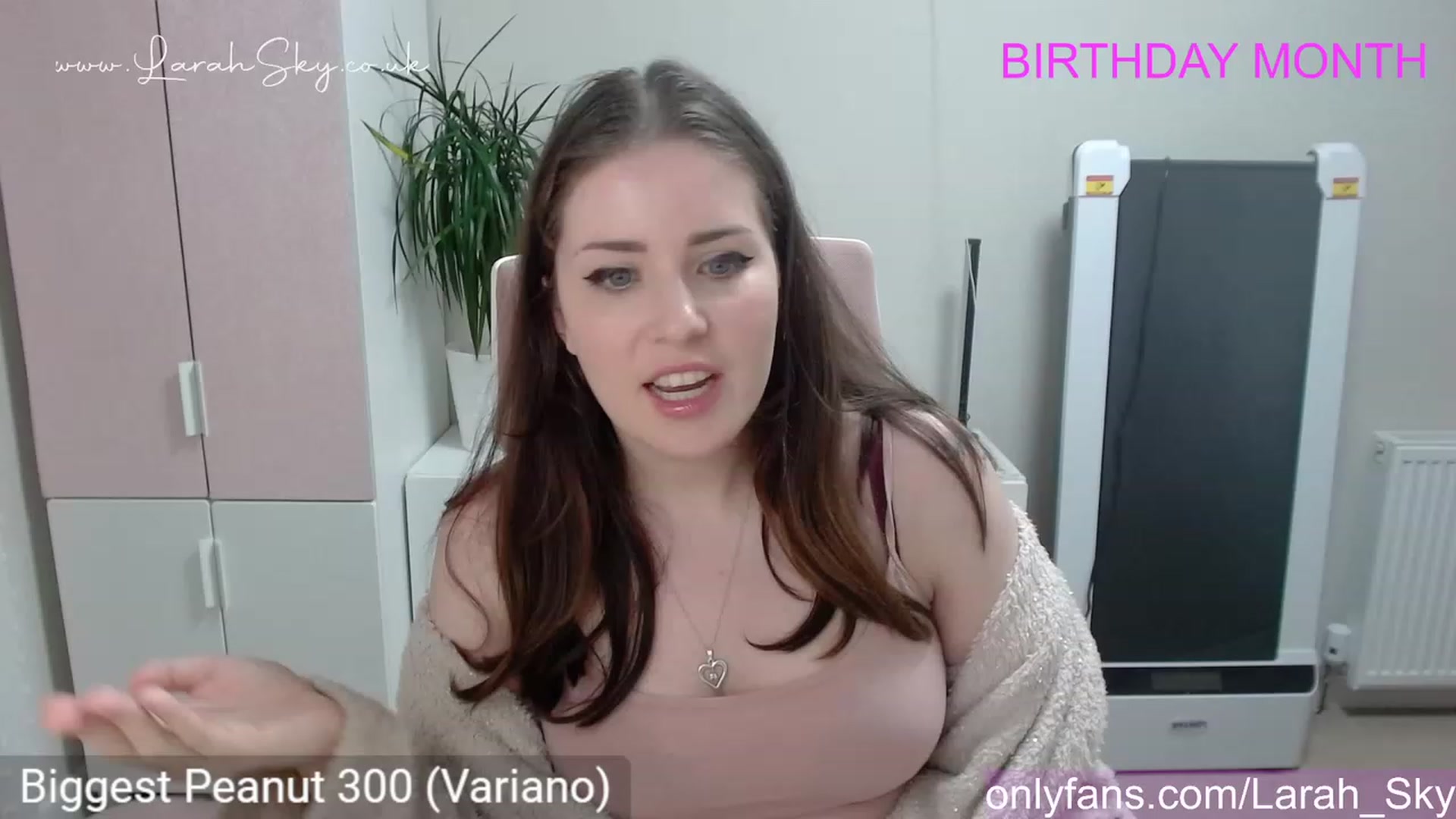 Larah_Sky video thumbnail