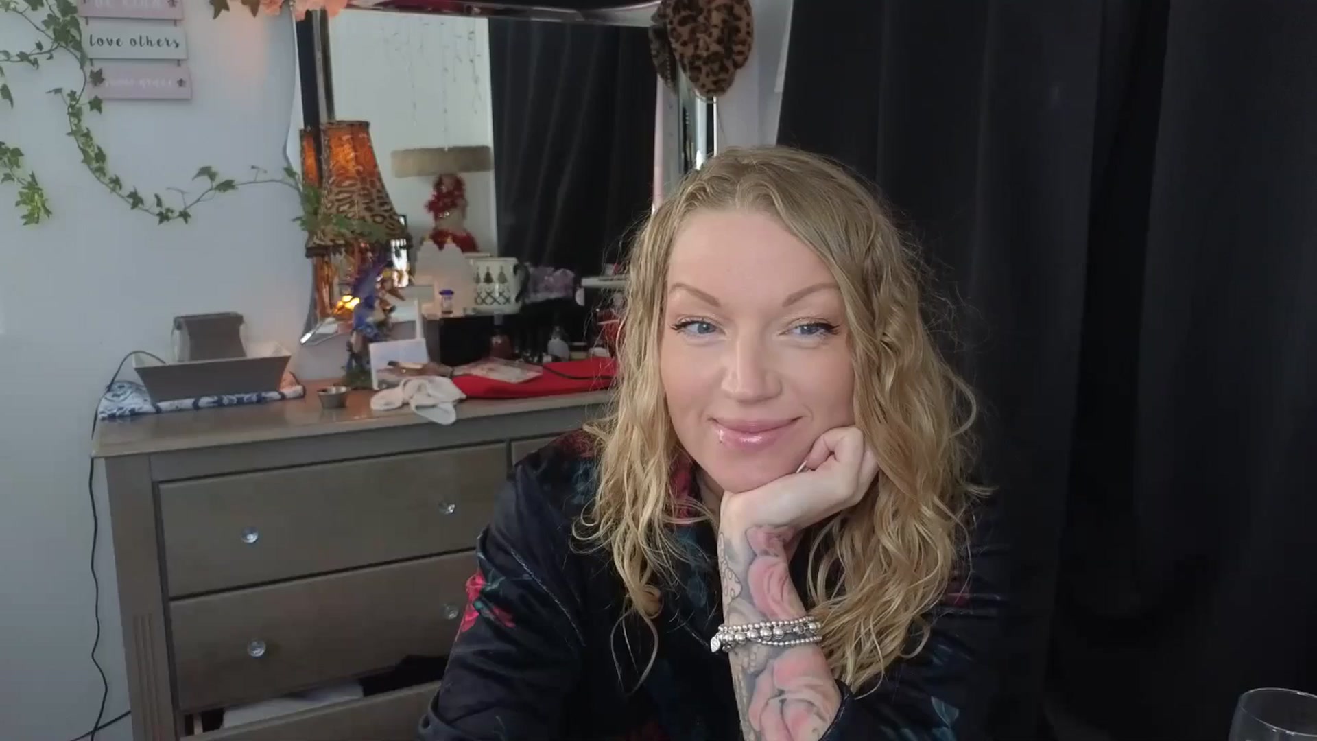 EmilyEmbers video thumbnail