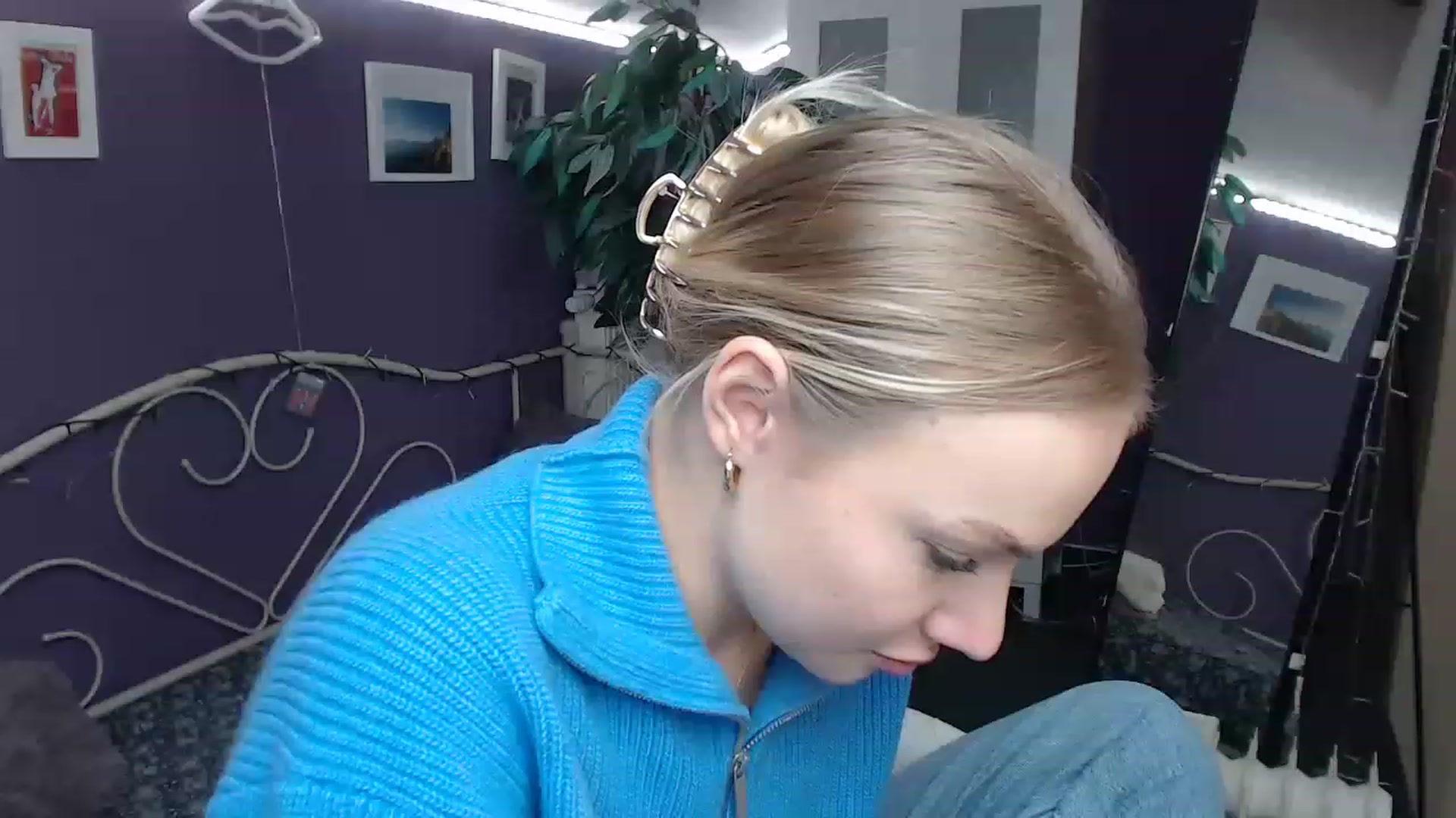 JoanQueen video thumbnail