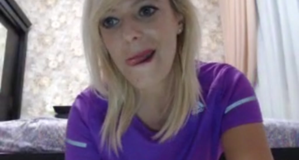 AwesomeBlonde video thumbnail