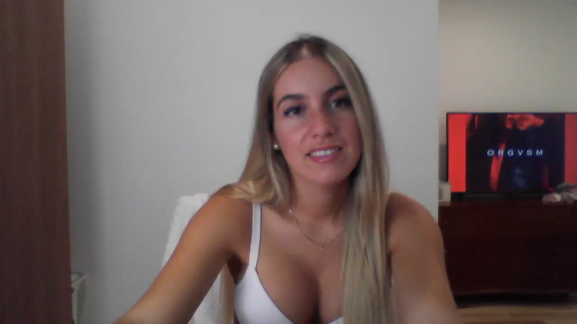 MissDelphine video thumbnail