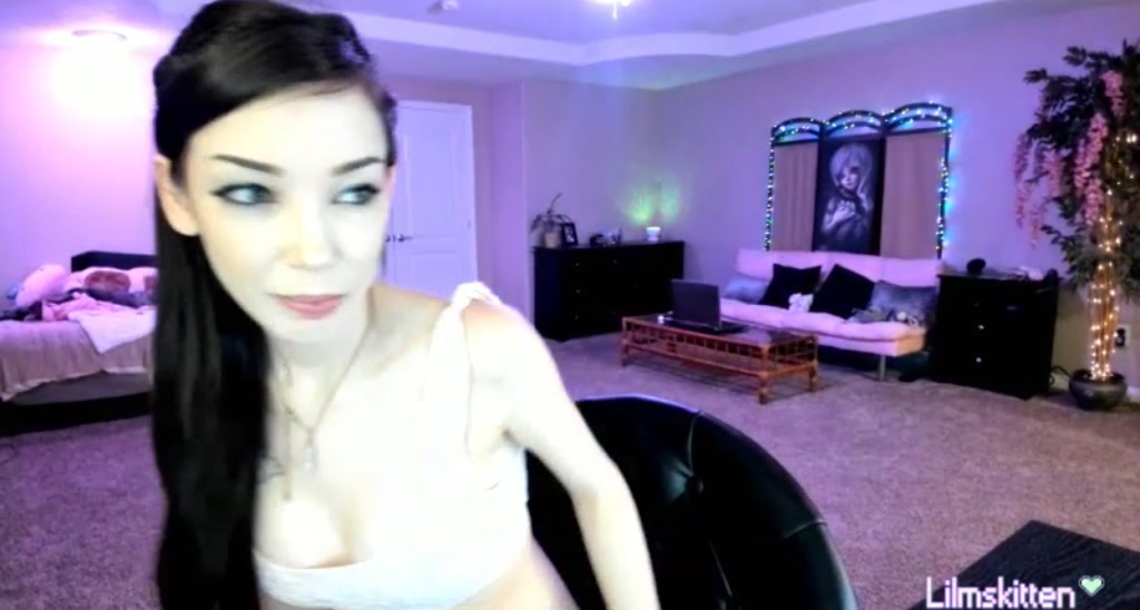 Lilmskitten video thumbnail