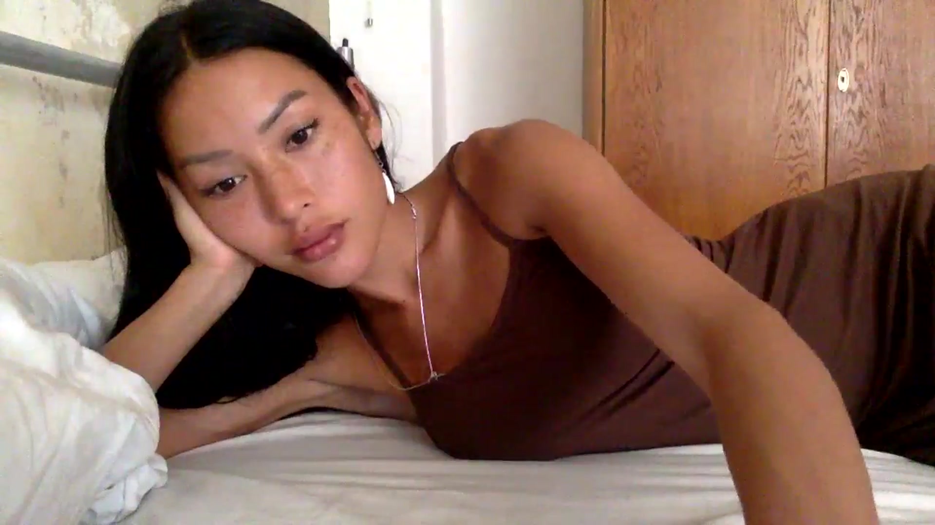 Miss_emiko video thumbnail