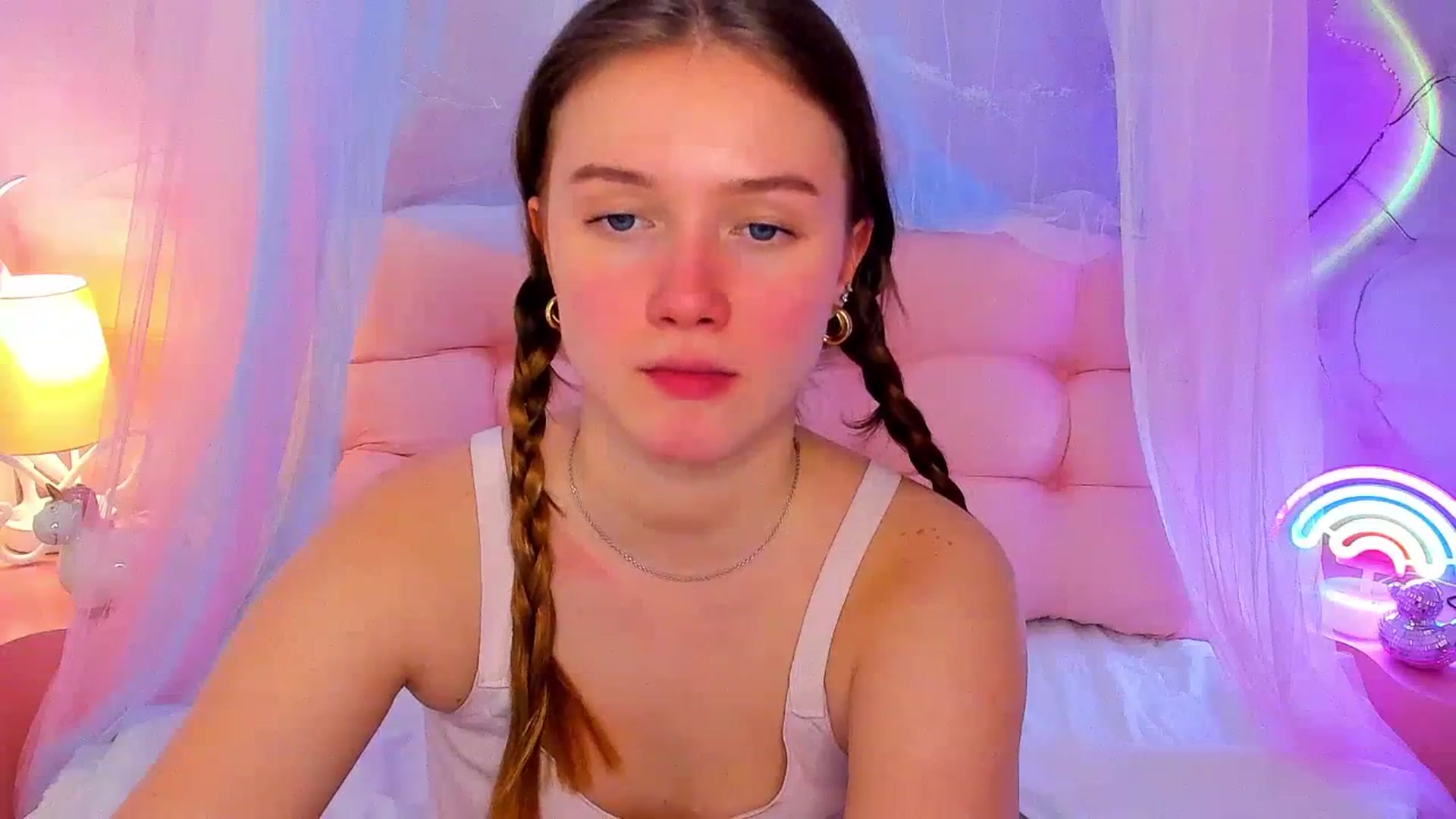 Beatrizz video thumbnail