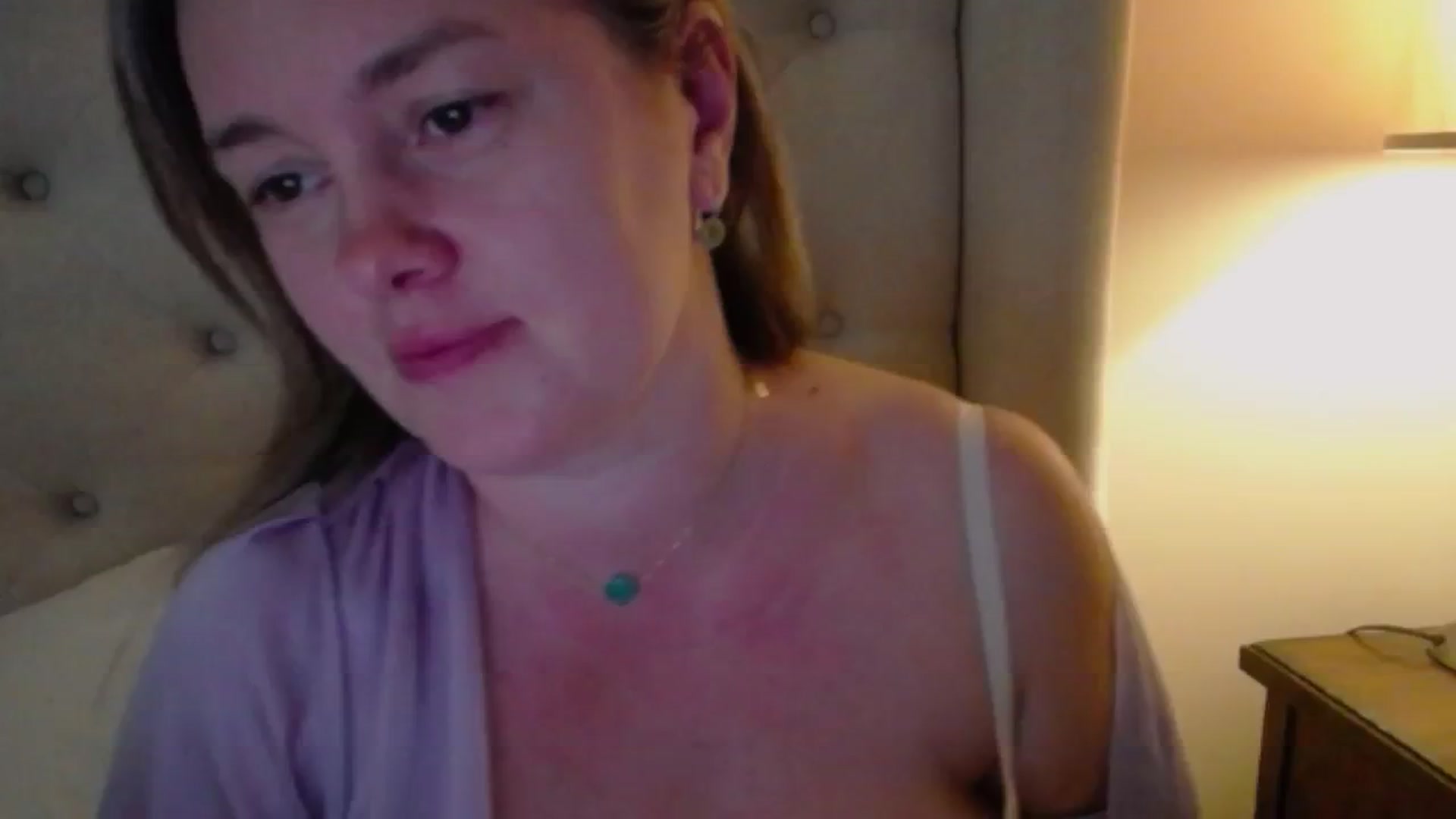 J0llye video thumbnail