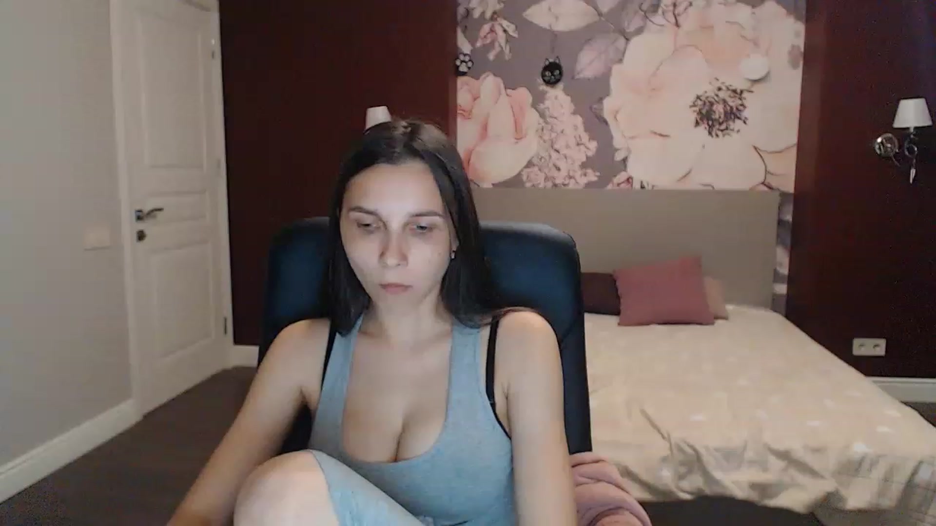 Karina_Mils video thumbnail