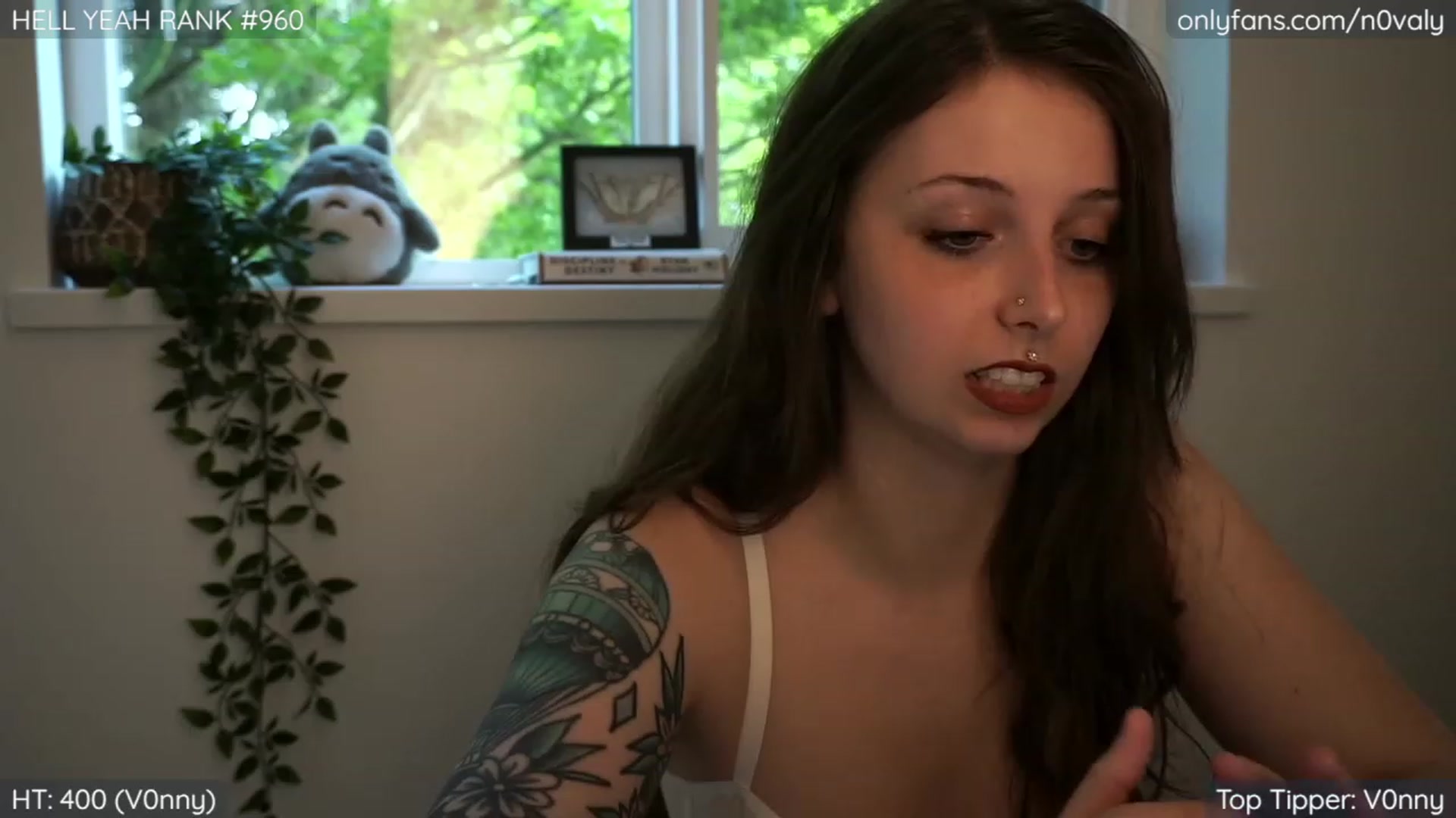 N0valy video thumbnail