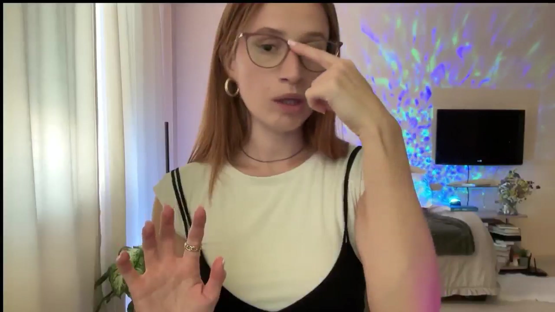 LovelyBvnny video thumbnail