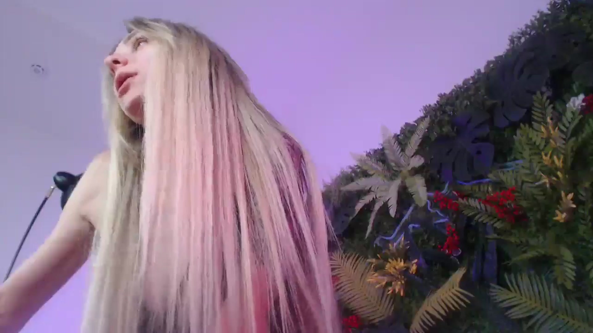 Horny_Blond video thumbnail