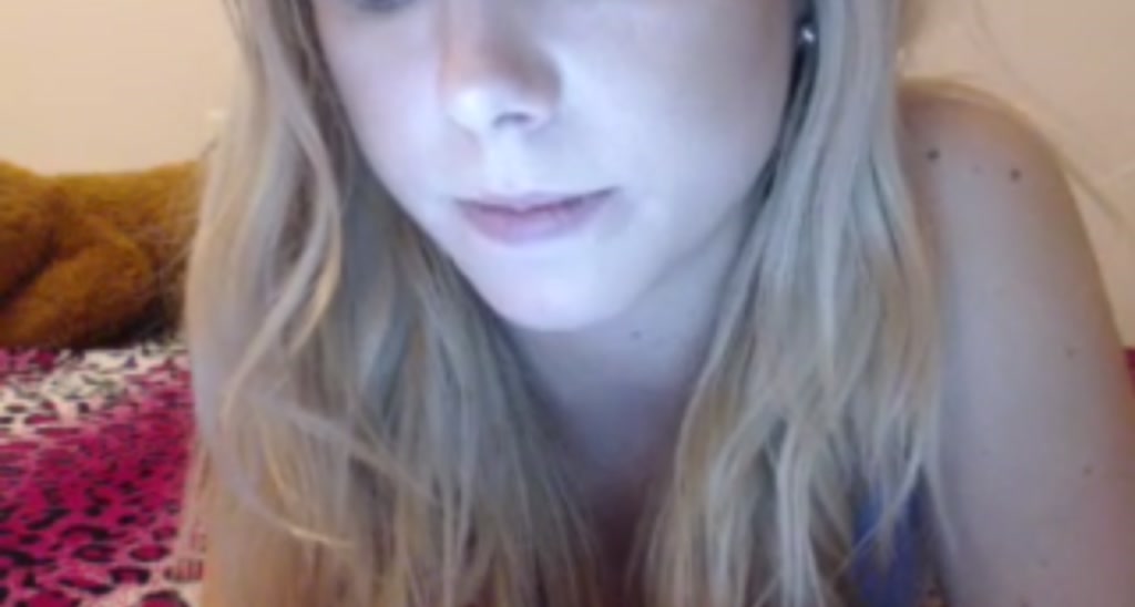 MiniMariah video thumbnail
