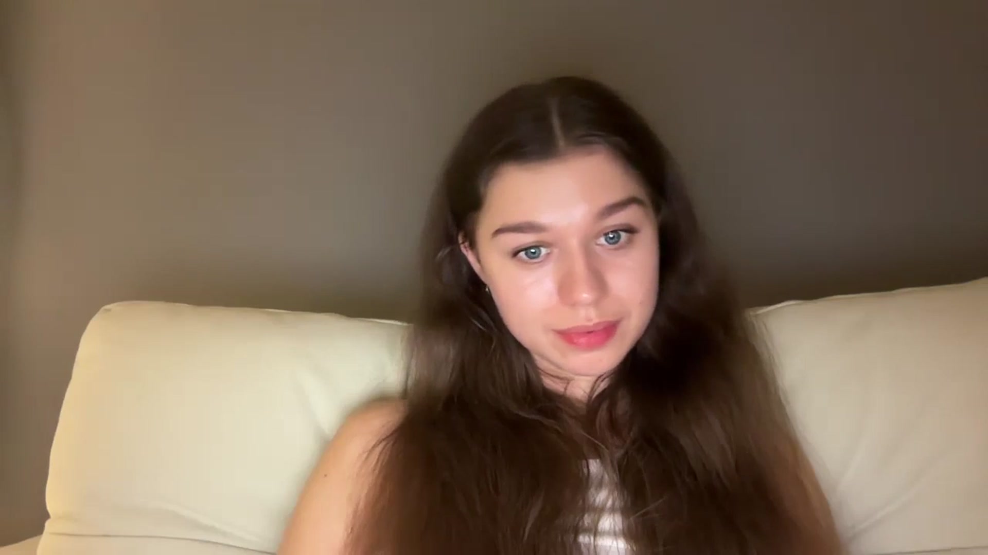 JewelReigns video thumbnail