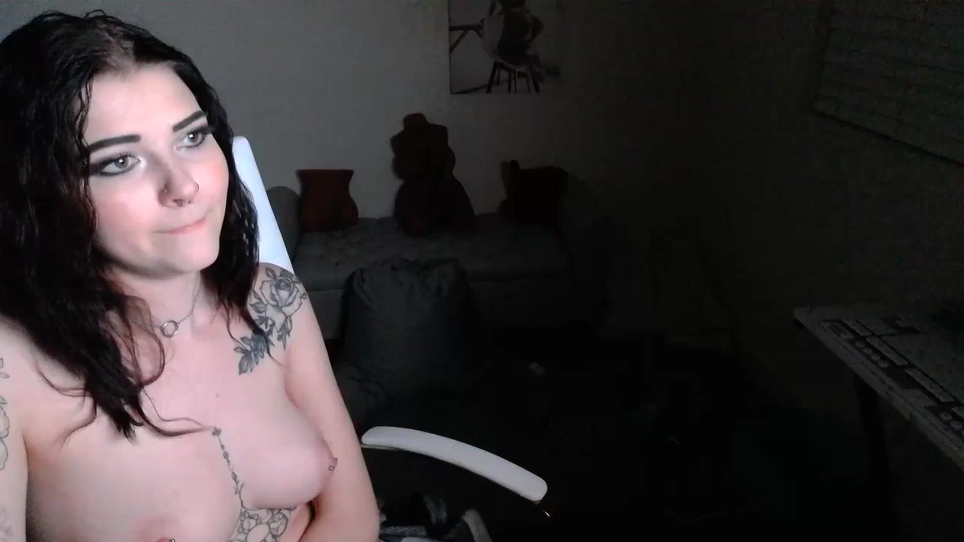 KikiKadin video thumbnail