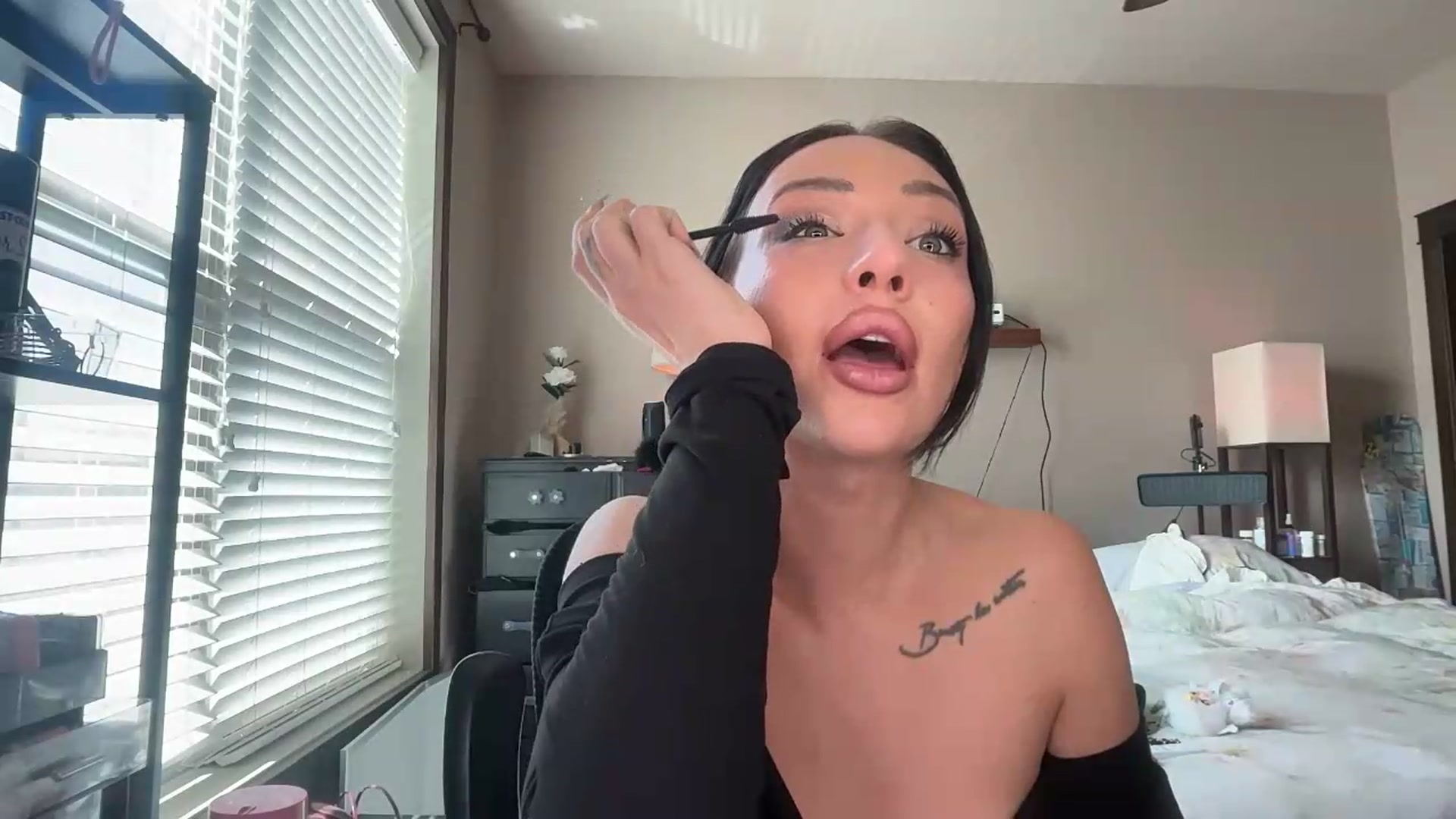 AnaFoxx video thumbnail