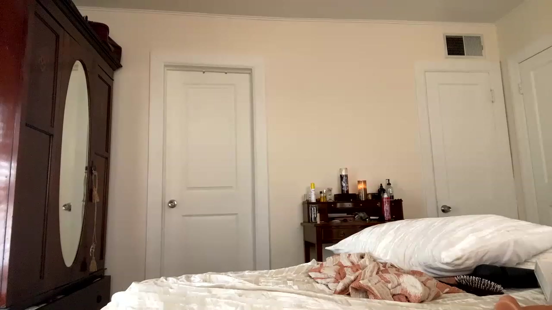 queenofwands_ video thumbnail