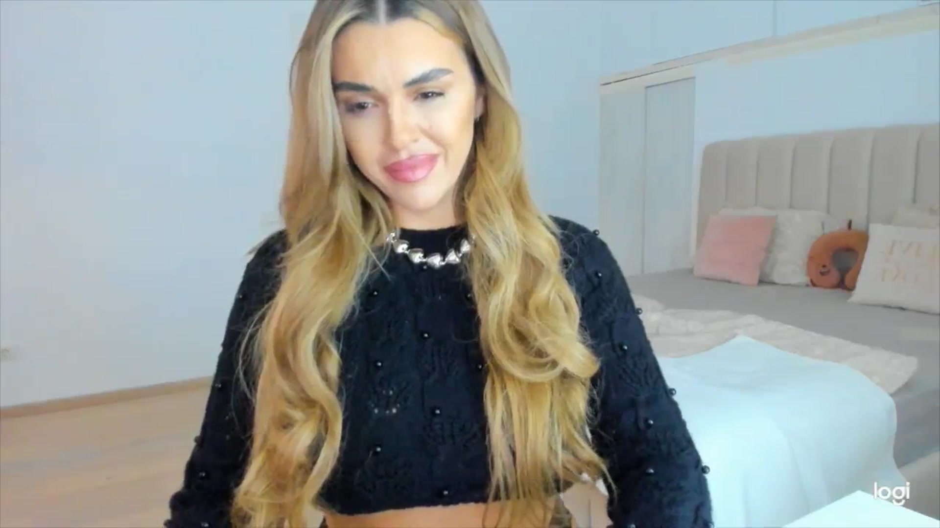 DJMonica video thumbnail