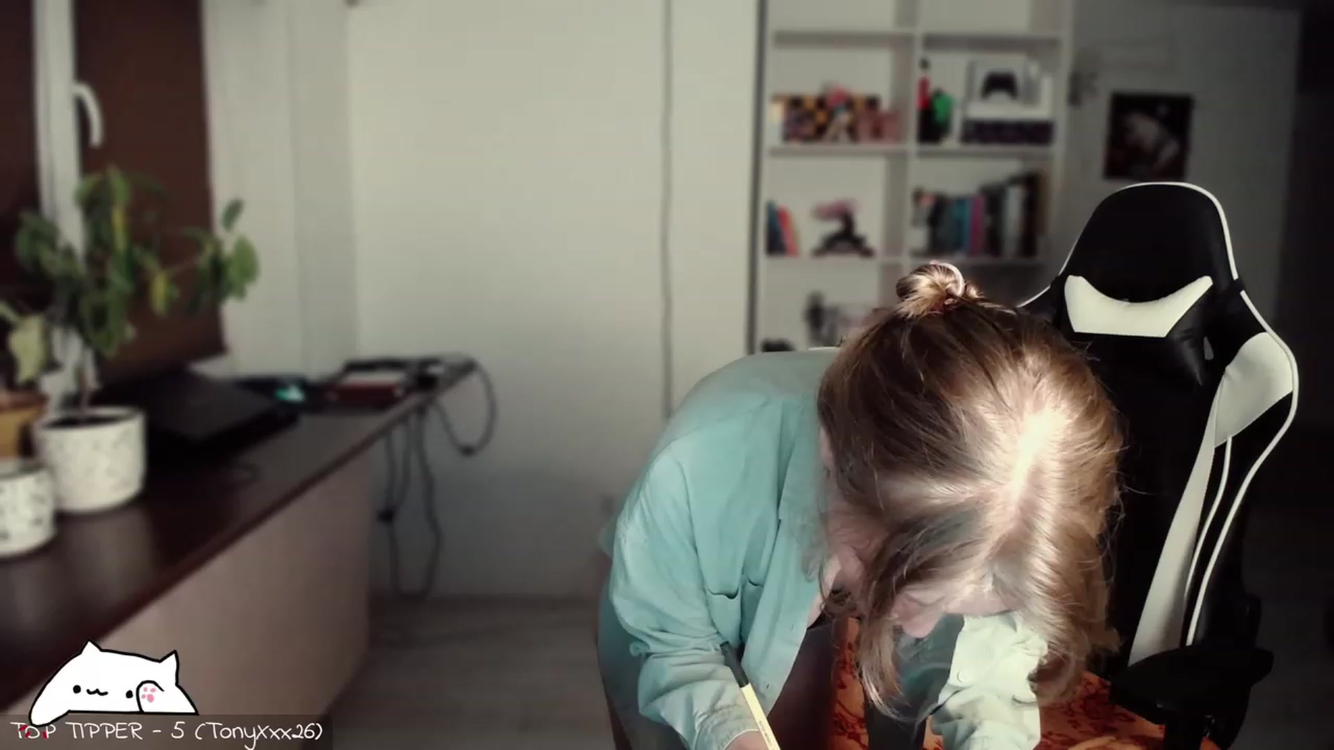 Meowlexx video thumbnail