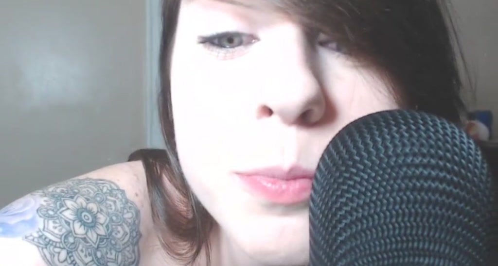 AphiaDeMieux video thumbnail