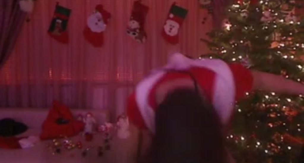 PoppyNaked video thumbnail