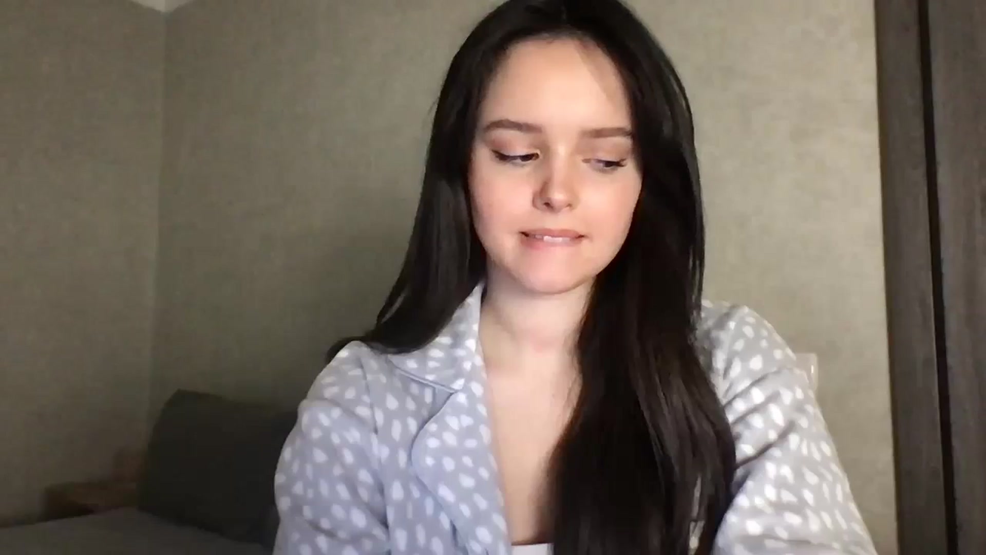 TheGirl_ video thumbnail