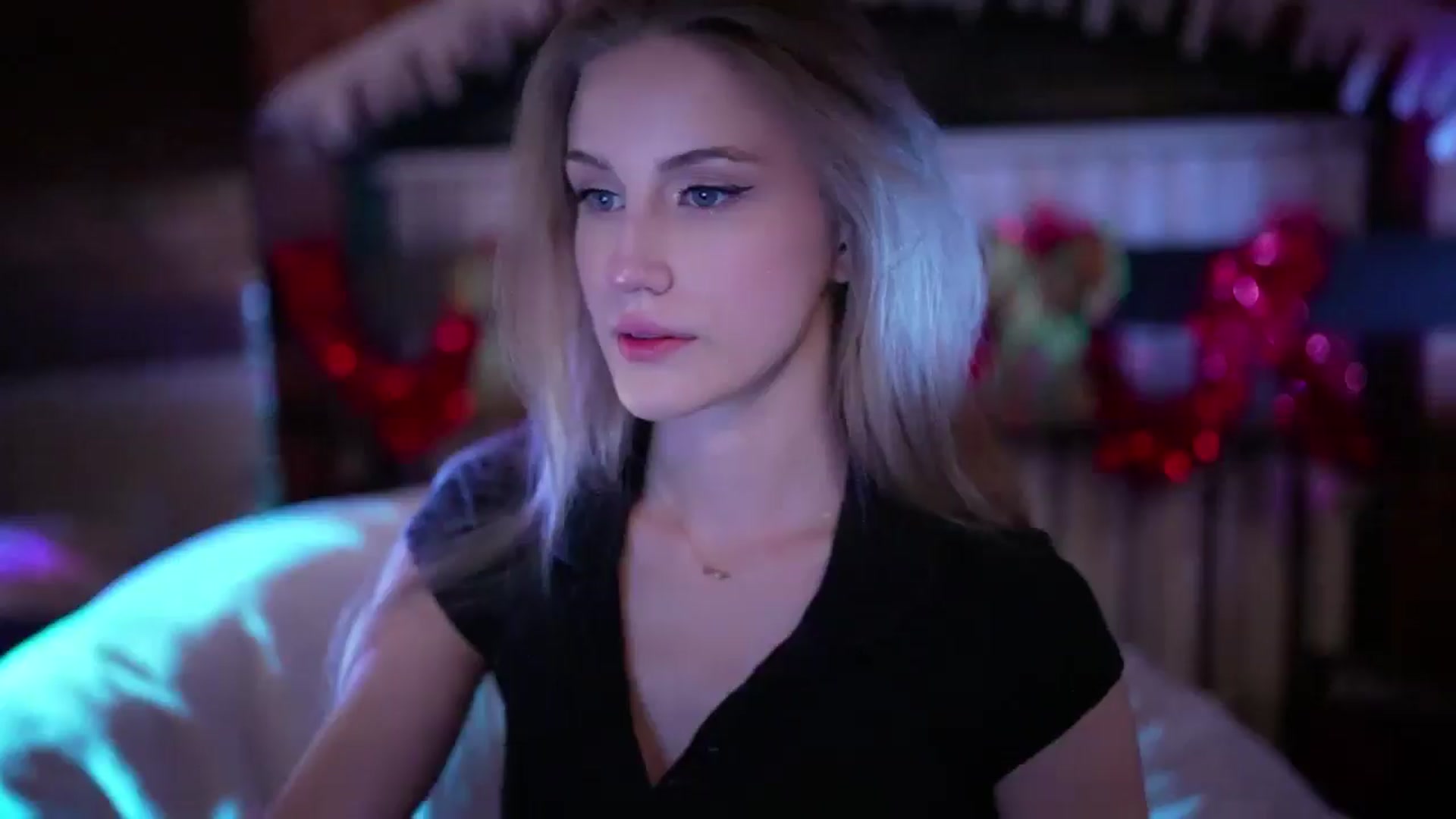 Luna_Moore1 video thumbnail