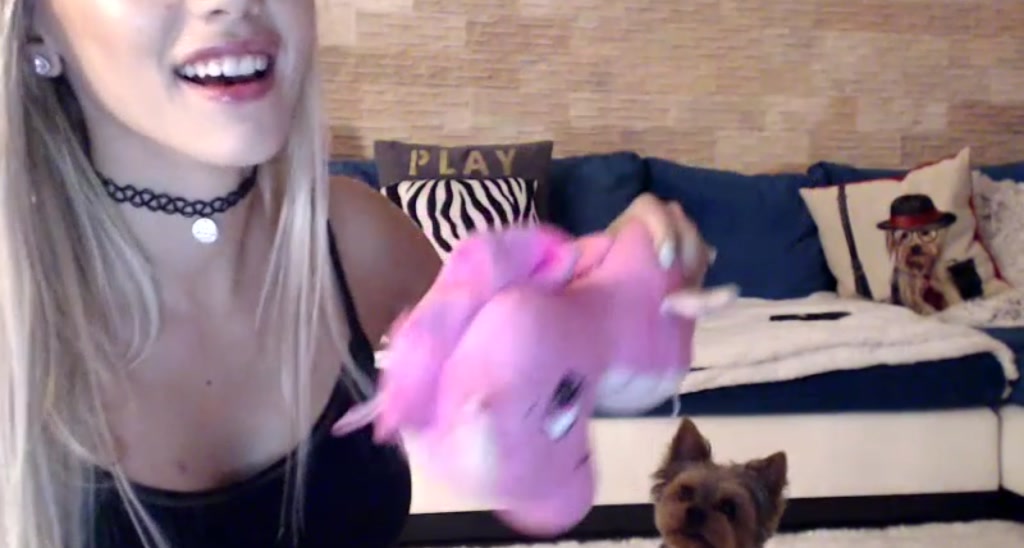 VivianisHere video thumbnail