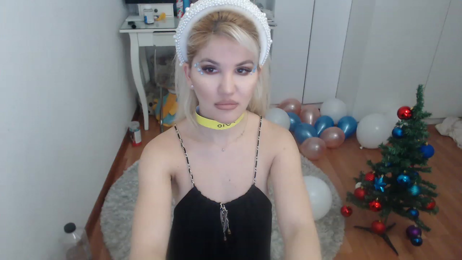 AlexisJewel video thumbnail