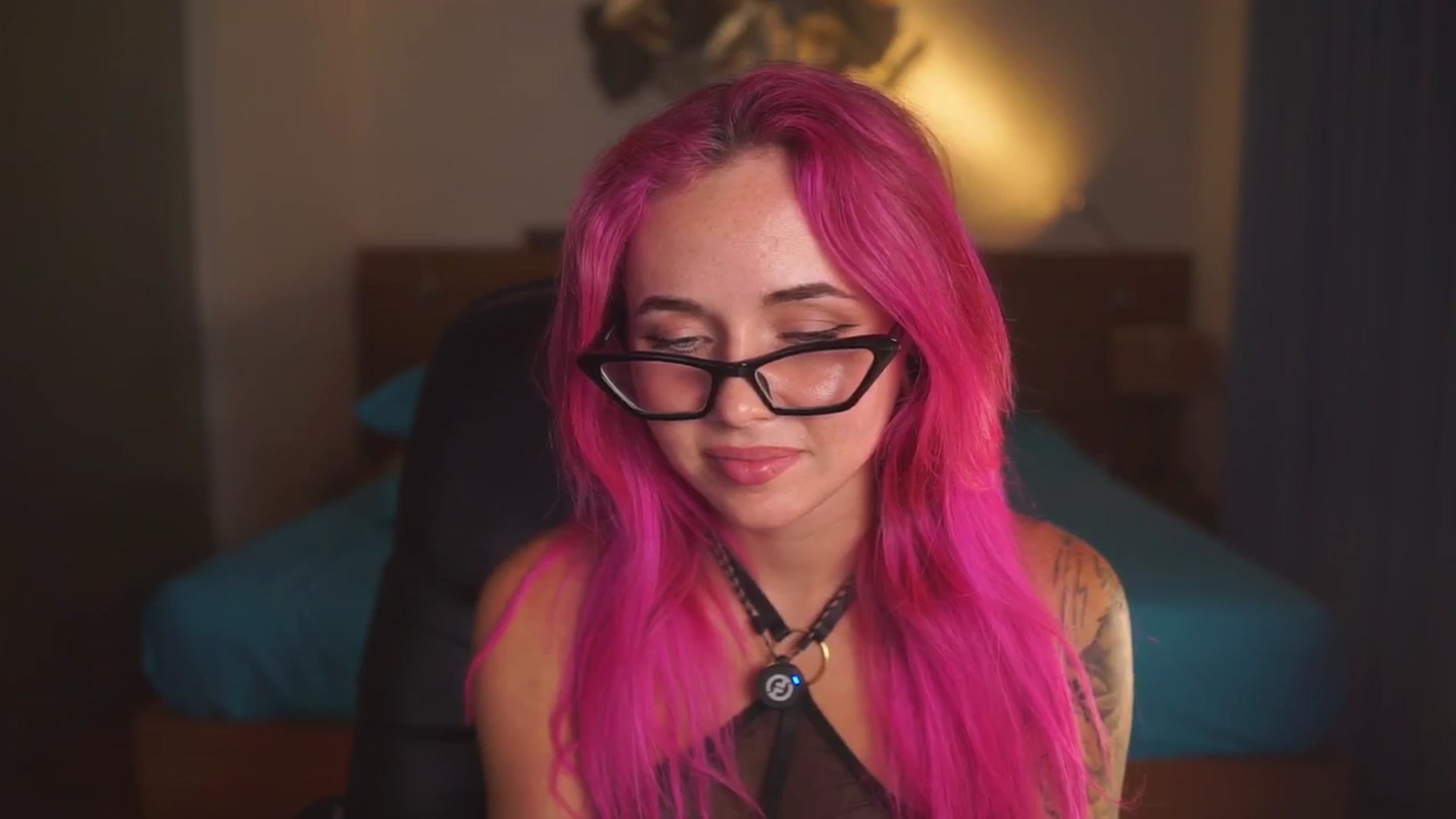 Sarah_Pink video thumbnail