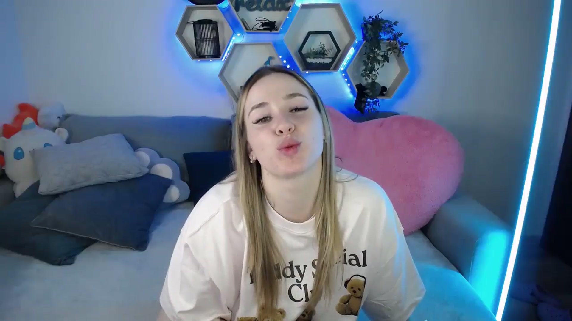SabrinaViolet video thumbnail
