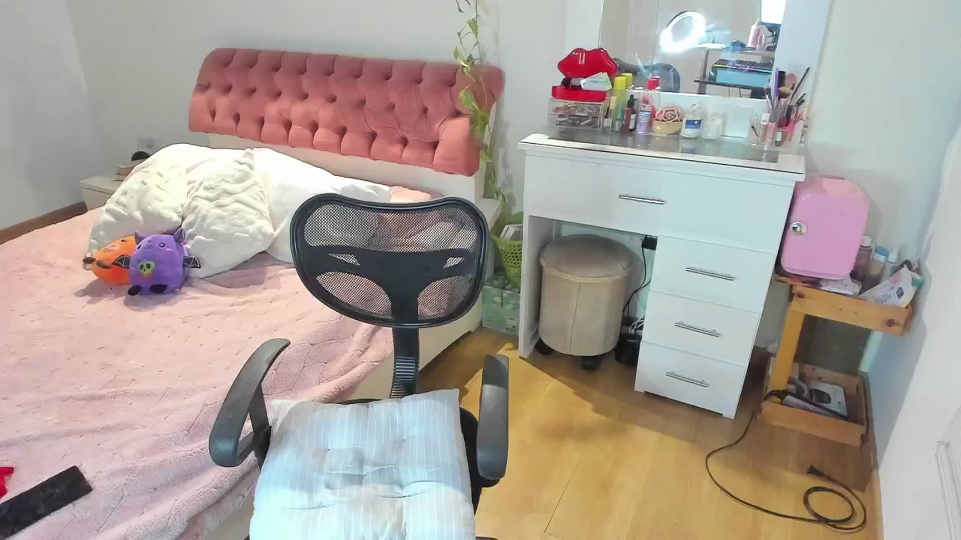 ImBella_ video thumbnail