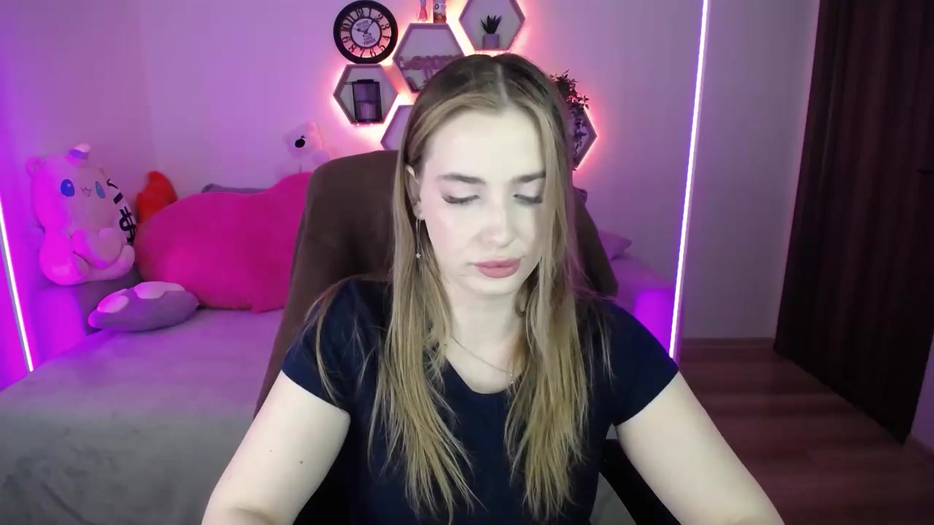 SabrinaViolet video thumbnail