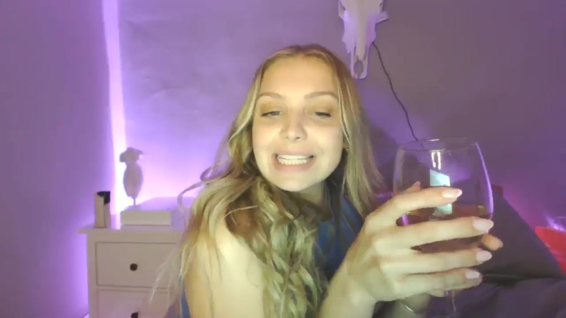 Lovelyleah video thumbnail