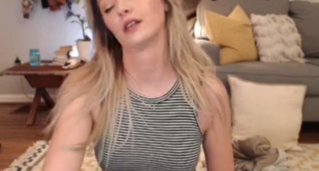 GiaPeach video thumbnail