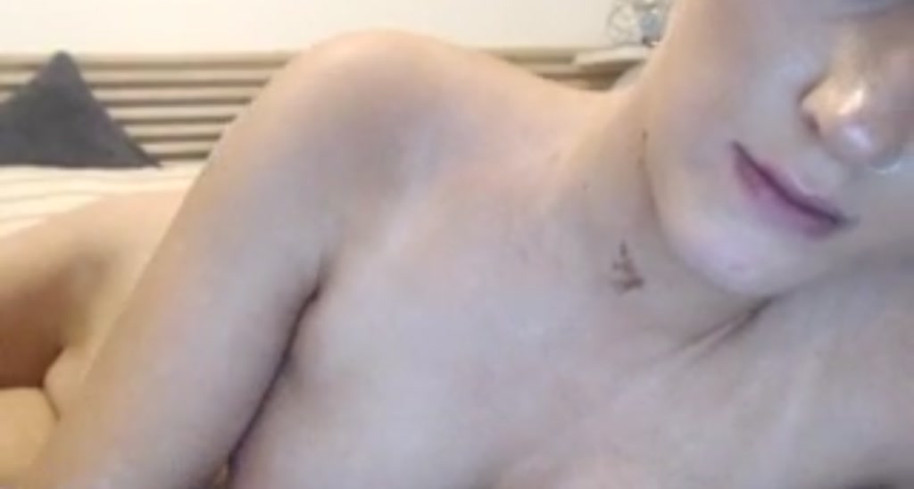 Kandycummings video thumbnail