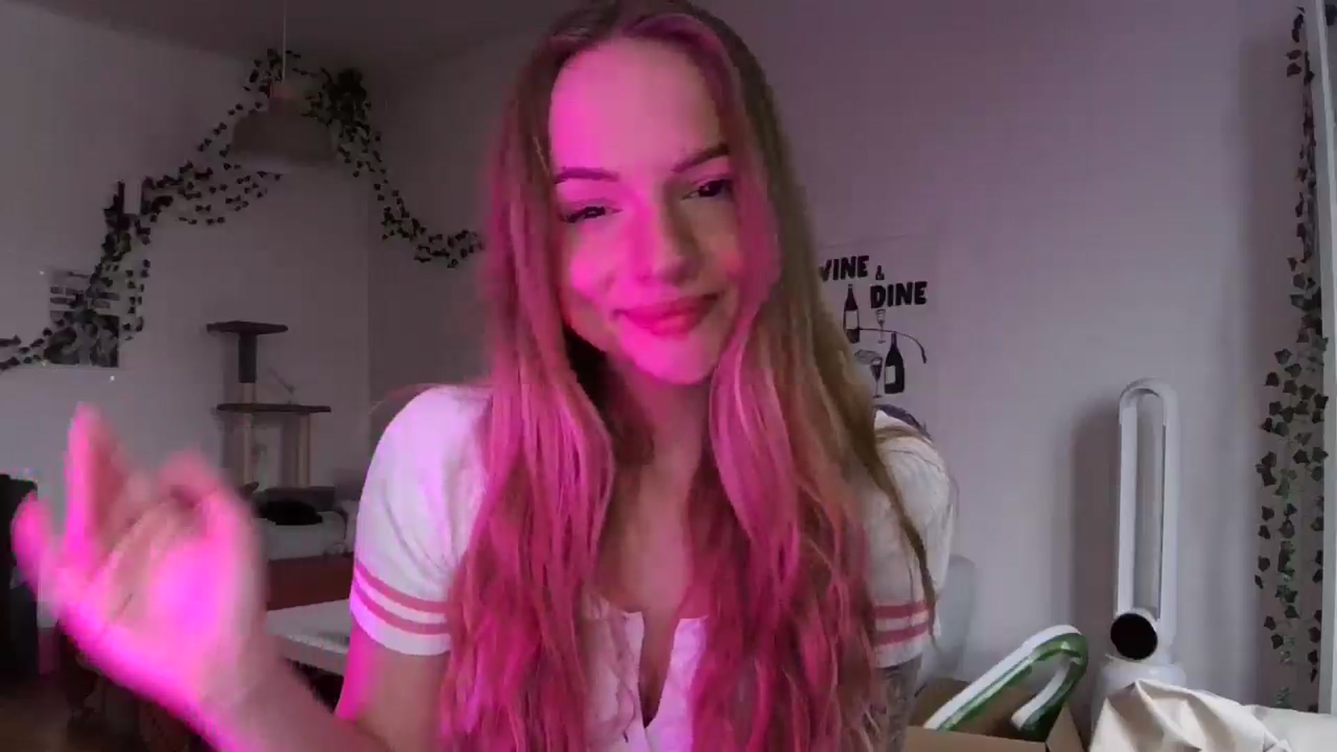 hollyjolly video thumbnail
