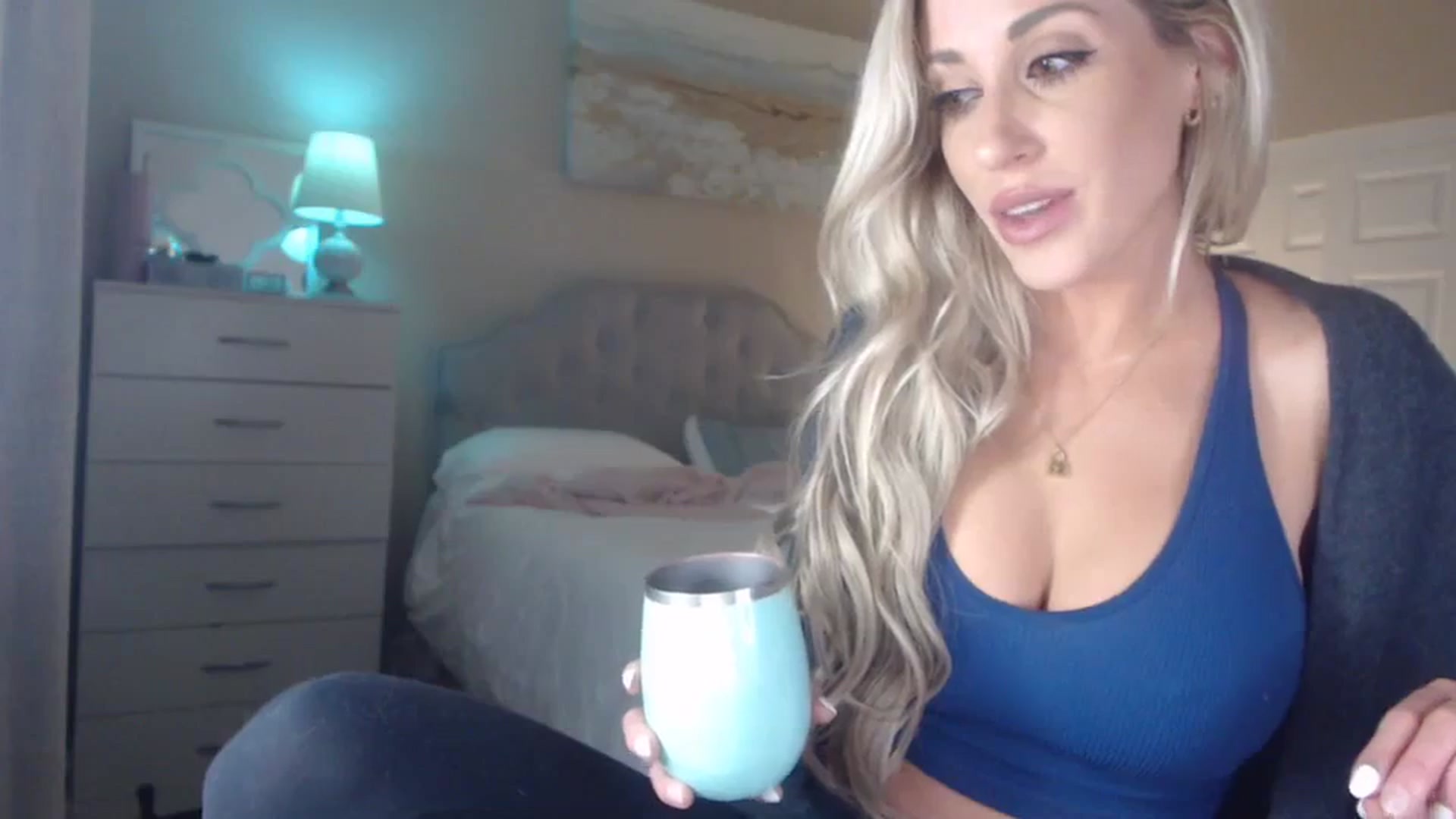 Queen_bambii video thumbnail
