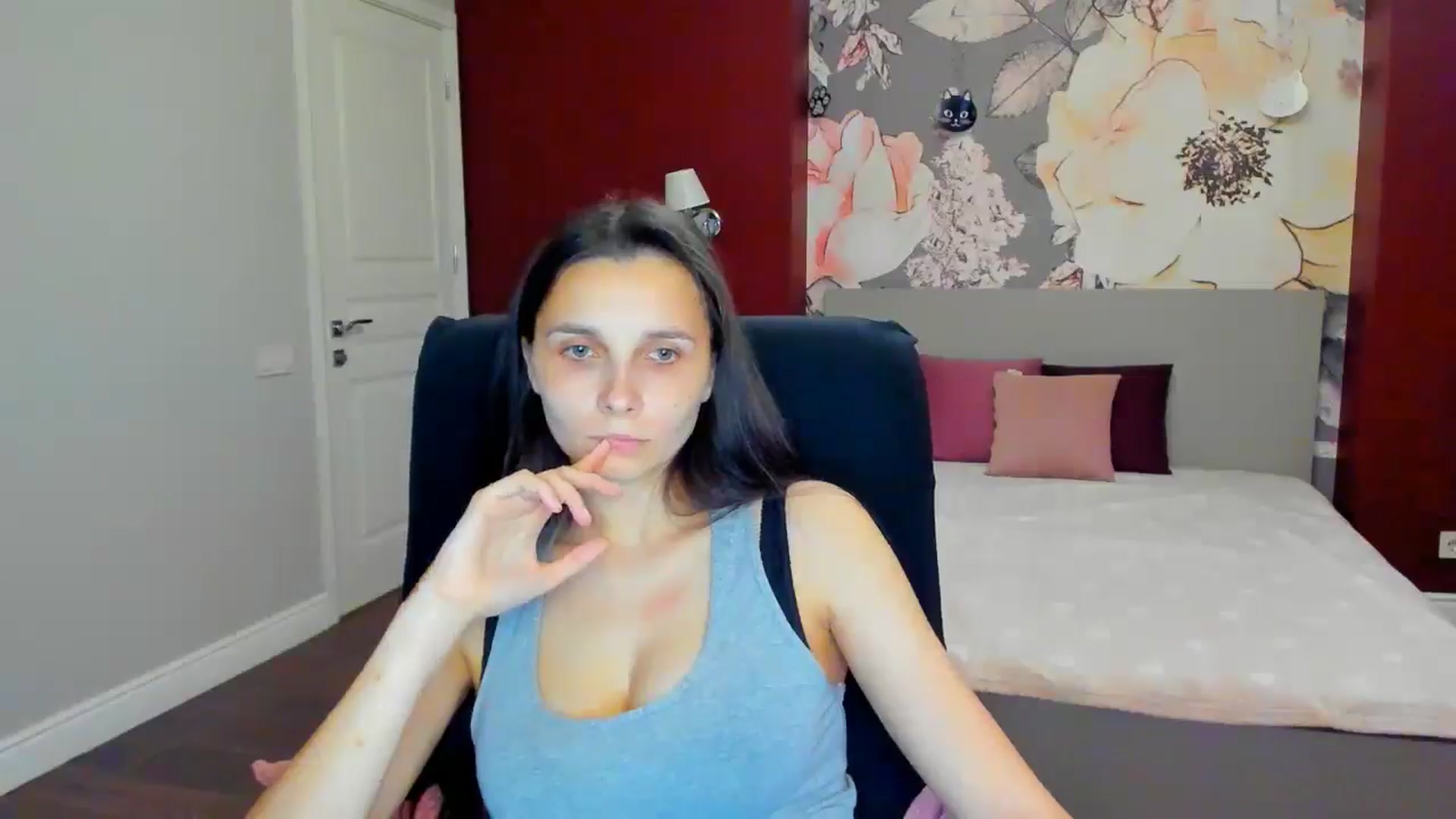 Karina_Mils video thumbnail