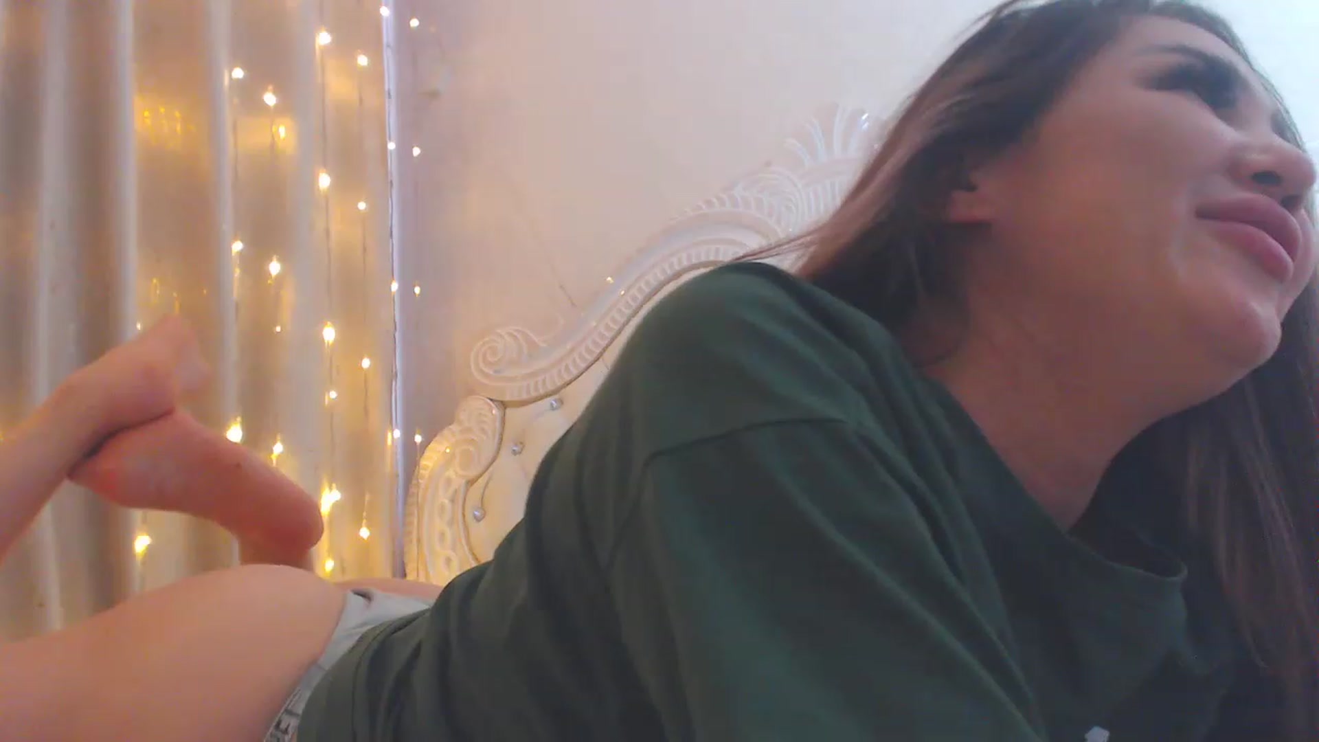 MiraKyong video thumbnail
