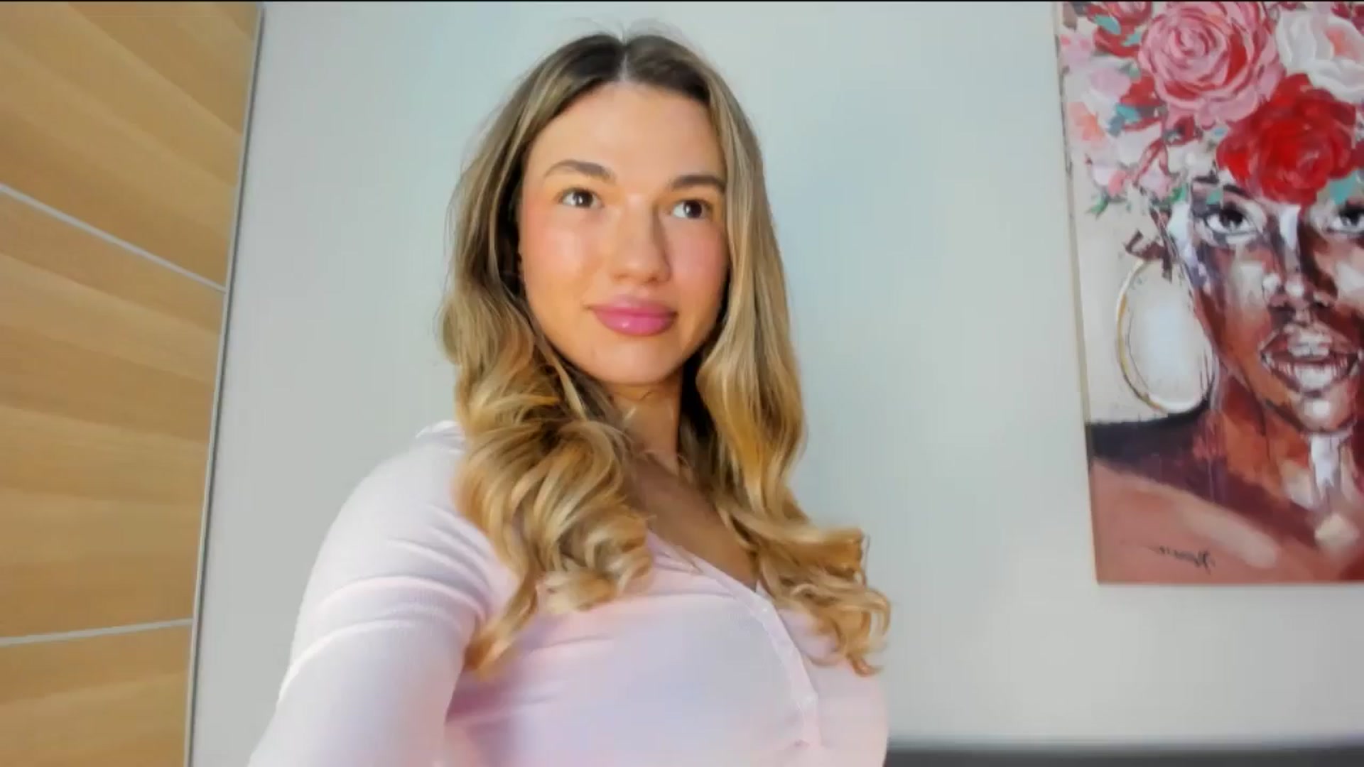Dariadely video thumbnail