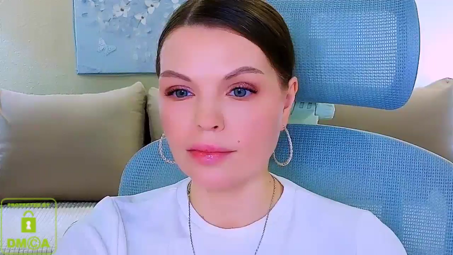 Vivia video thumbnail