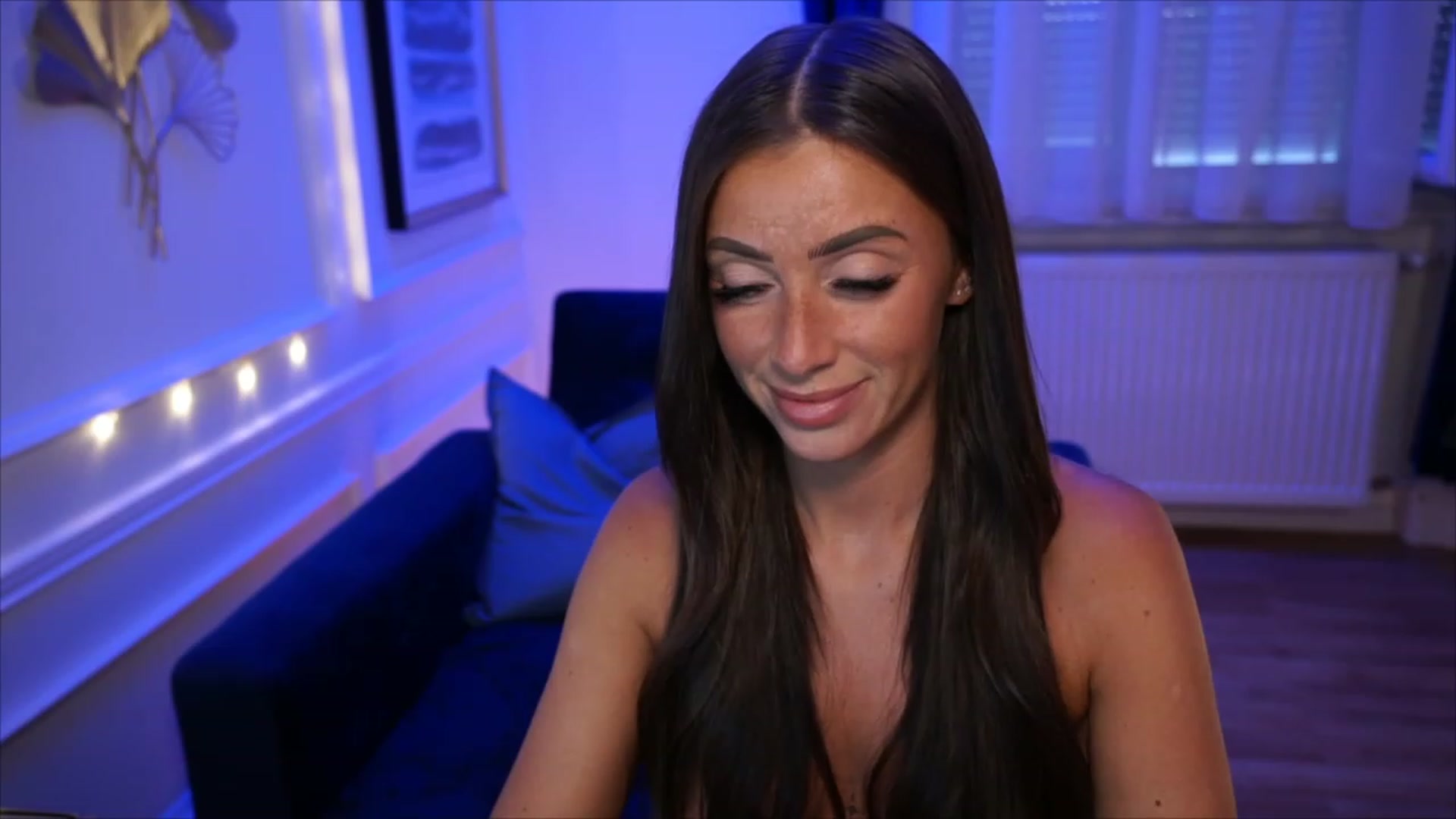 emma_ruby video thumbnail