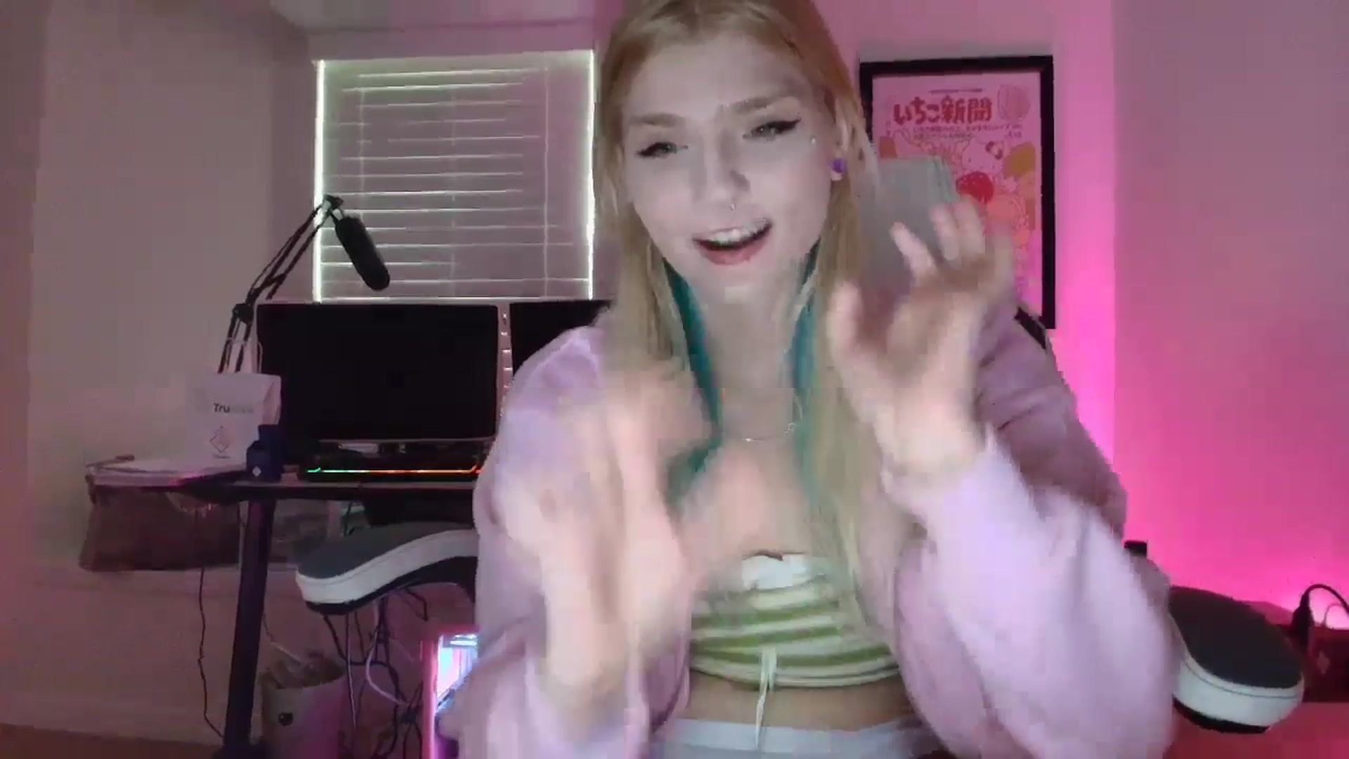 DuckChan0 video thumbnail