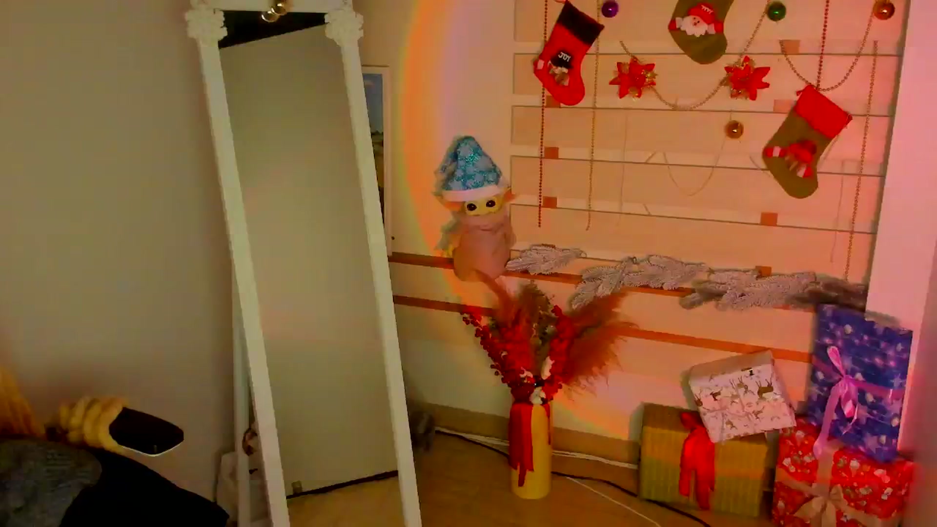 KiraLove video thumbnail