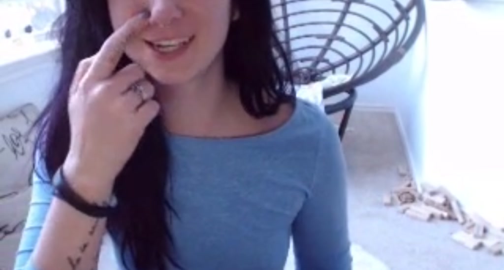 MissAshe video thumbnail