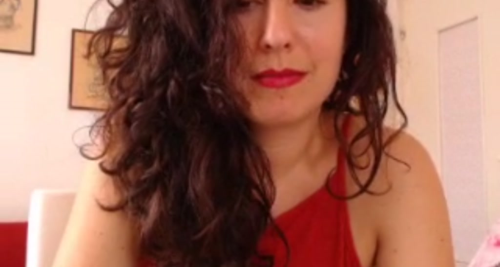 EvaBelle video thumbnail