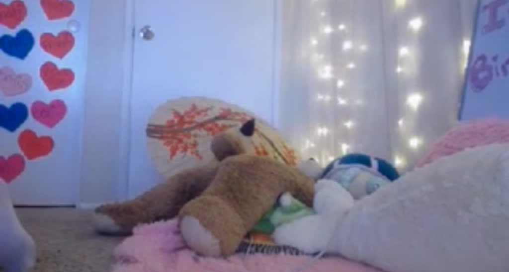 ZillyKitty video thumbnail